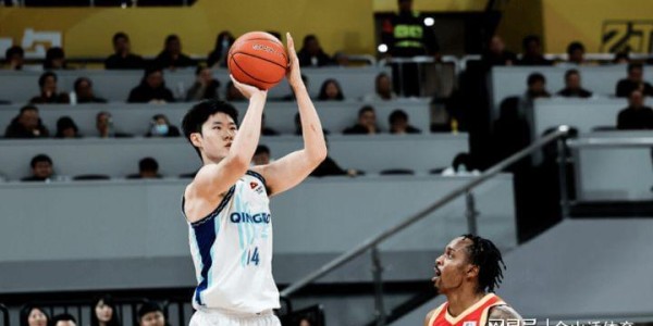 天博体育官网-有意思！兄弟俩同台，哥哥0分，正负值+12；弟弟16分，正负值-20