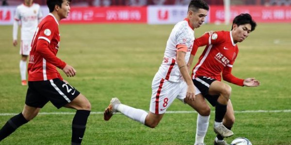 天博百家乐-旧情复燃？奥斯卡更想长相厮守 合同到期后欲转型